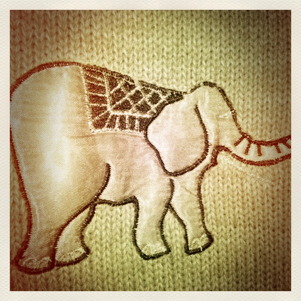 Vintage: Der Elefanten Pullover